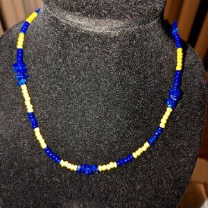 New minimalist color block bead choker style necklace